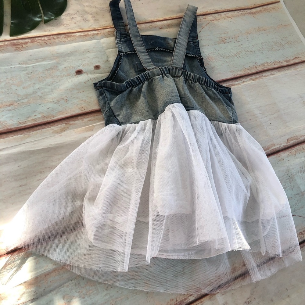 Girls dress - Picture 2 of 7